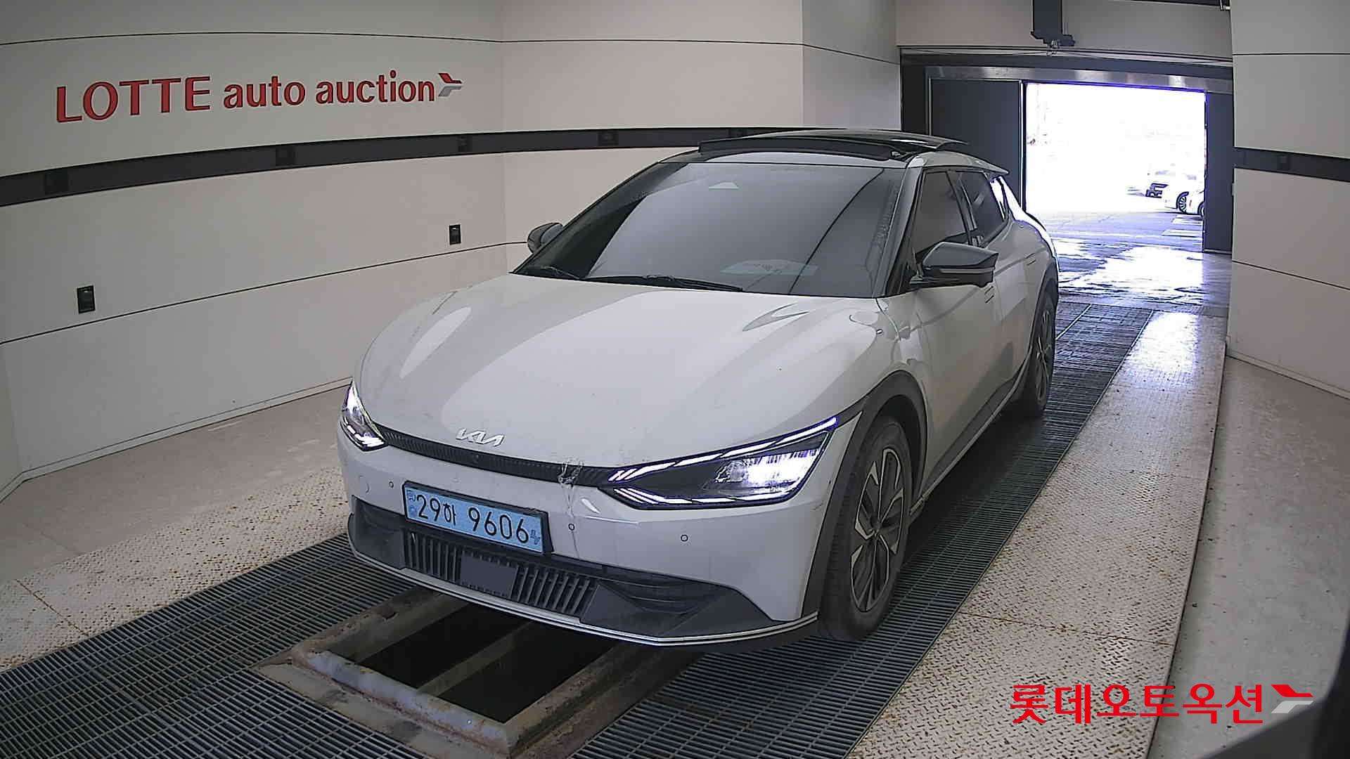 Kia EV6 2022 Glassier из Кореи
