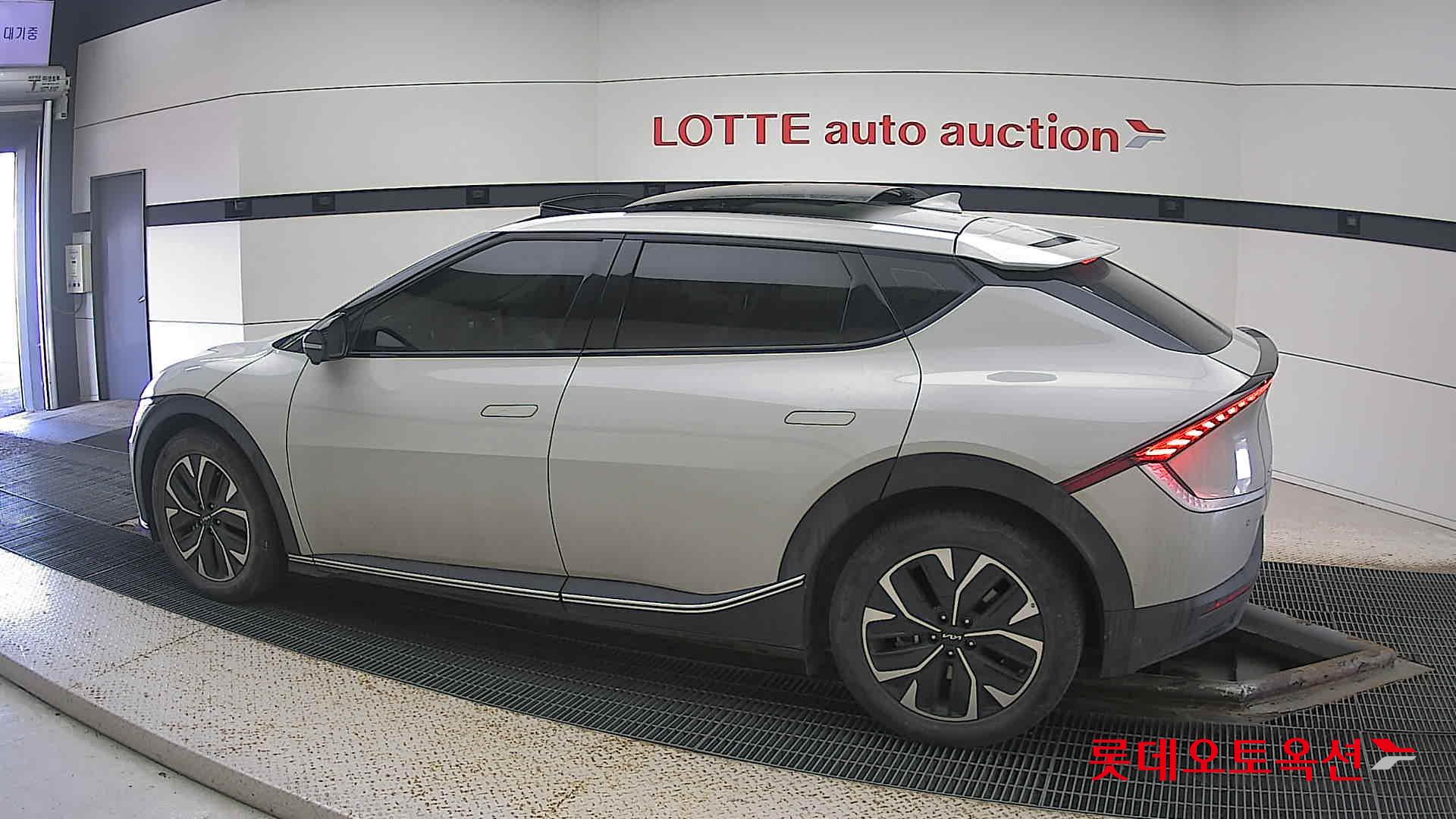 Kia EV6 id 3633666 из Кореи 11