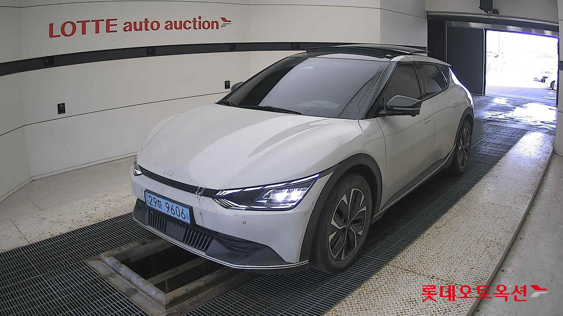 Kia EV6 id 3633666 из Кореи 14