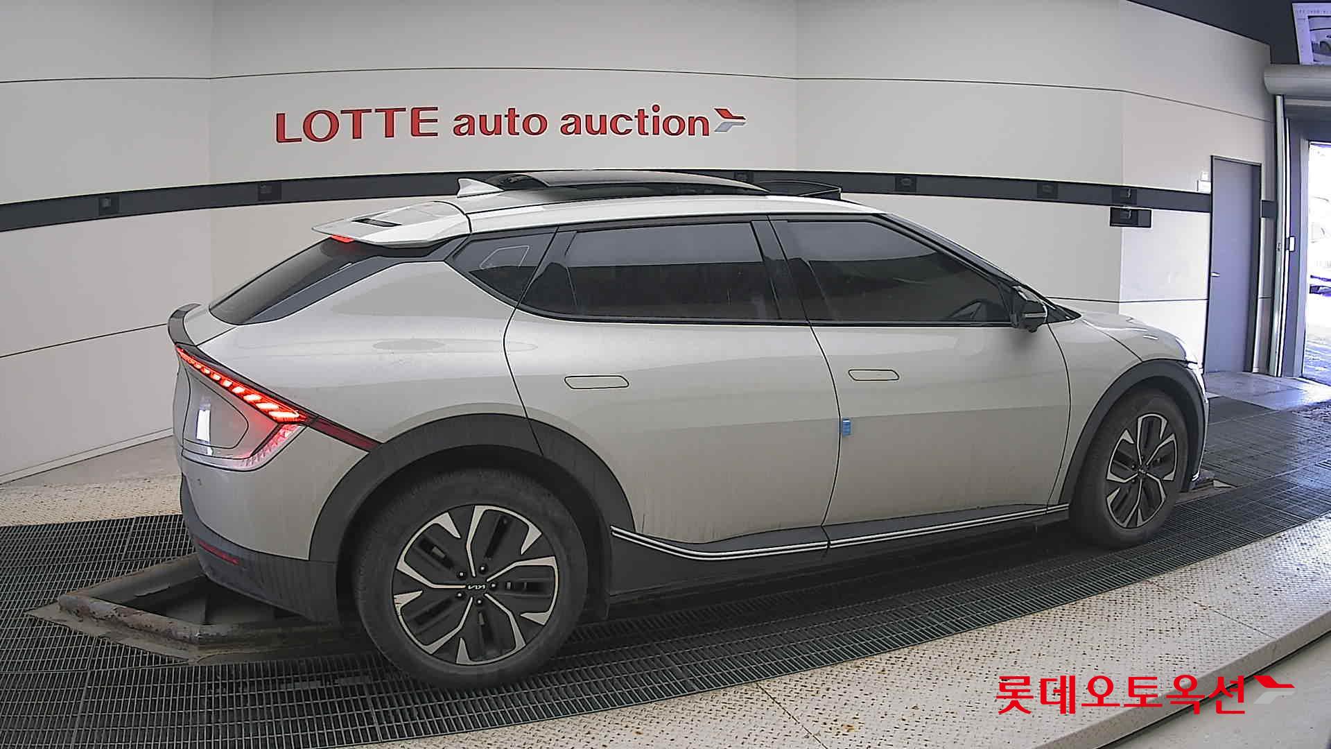 Kia EV6 id 3633666 из Кореи 18