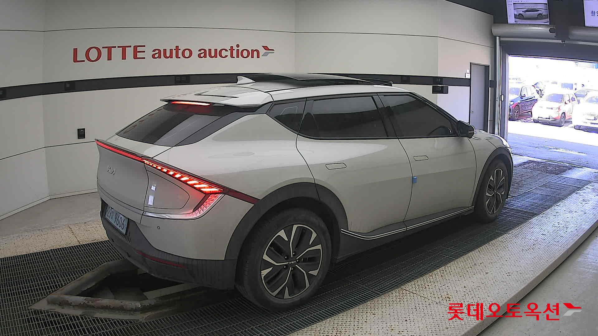 Kia EV6 id 3633666 из Кореи 19