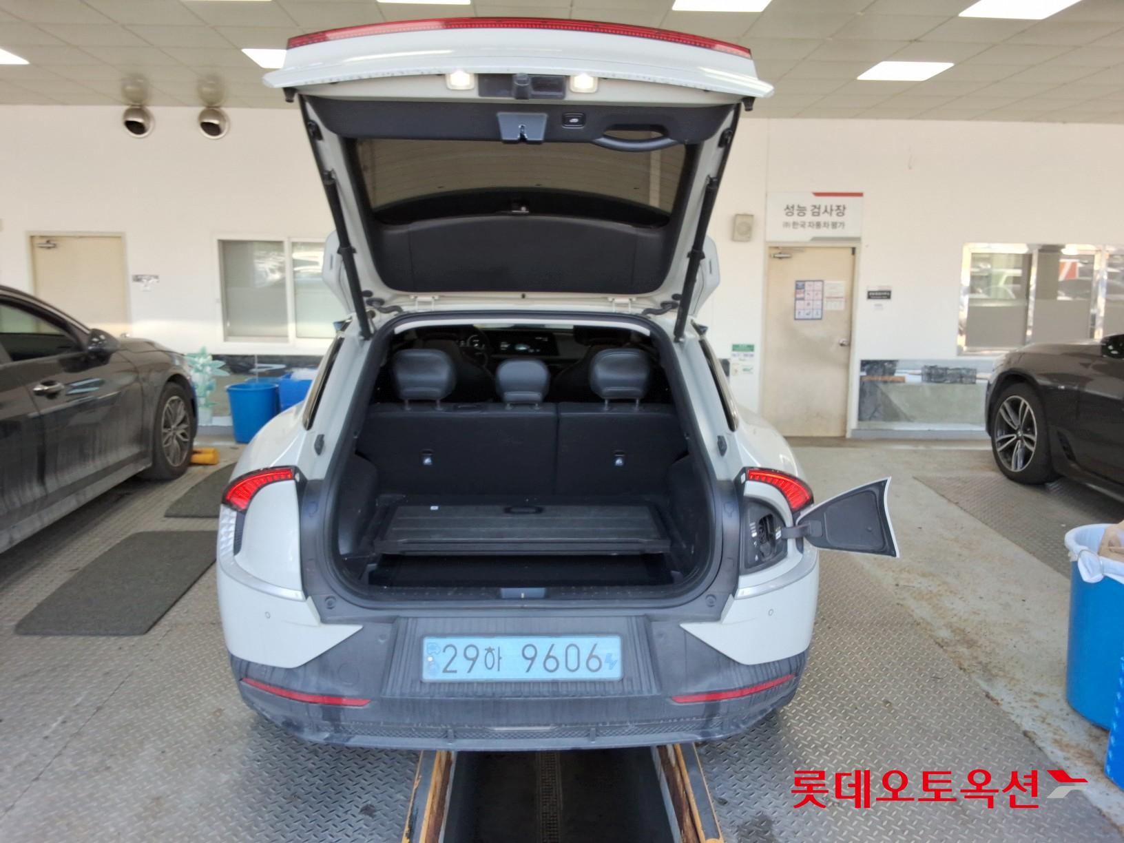 Kia EV6 id 3633666 из Кореи 37