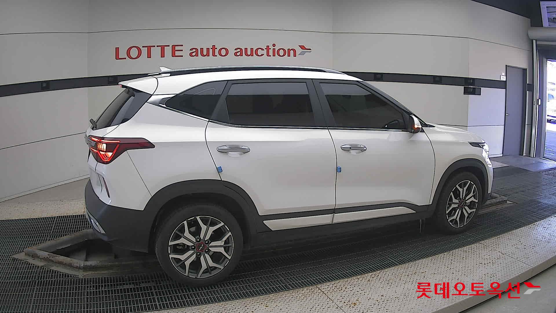 Kia Seltos id 3633649 из Кореи 18