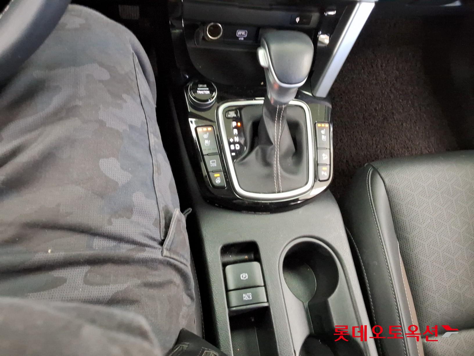 Kia Seltos id 3633649 из Кореи 32