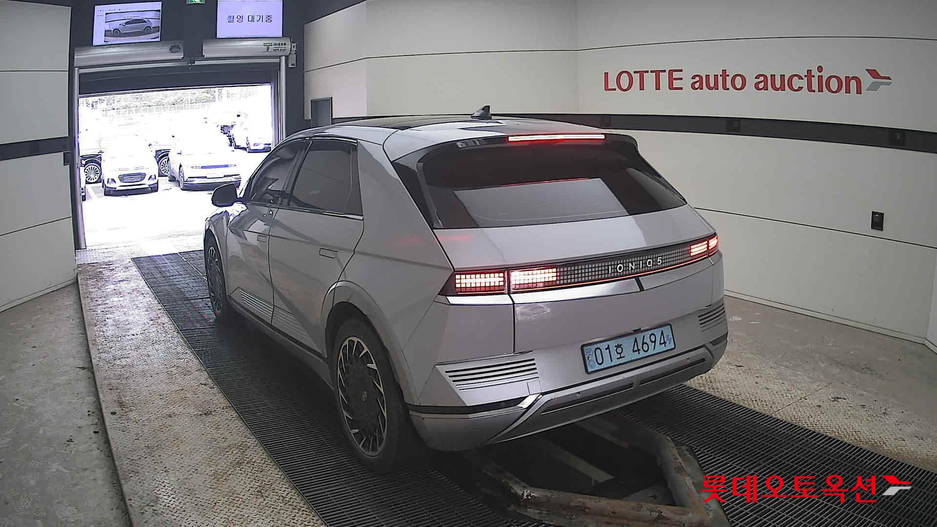 Hyundai Ioniq 5 2022 - Image 16