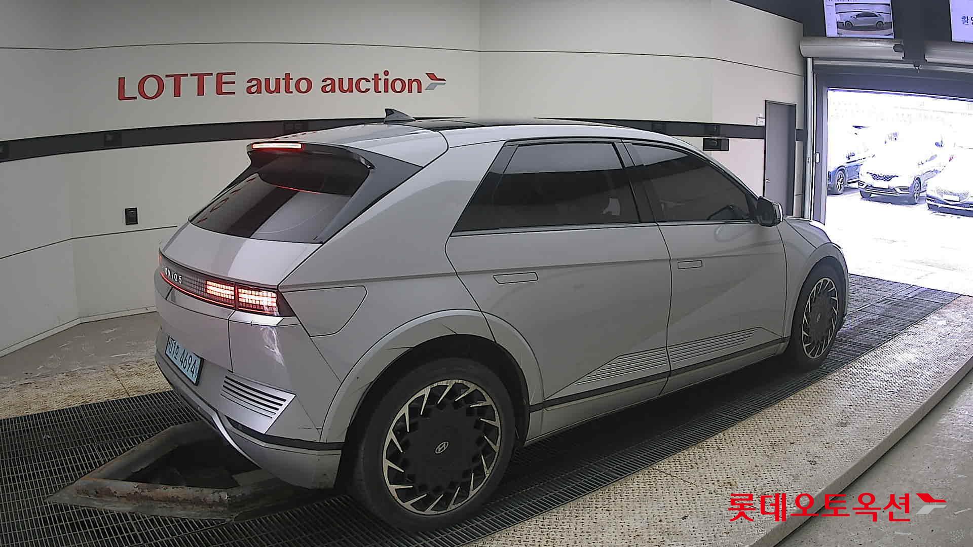 Hyundai Ioniq 5 2022 - Image 19