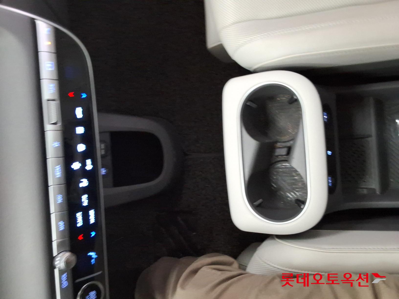 Hyundai Ioniq 5 2022 - Image 32