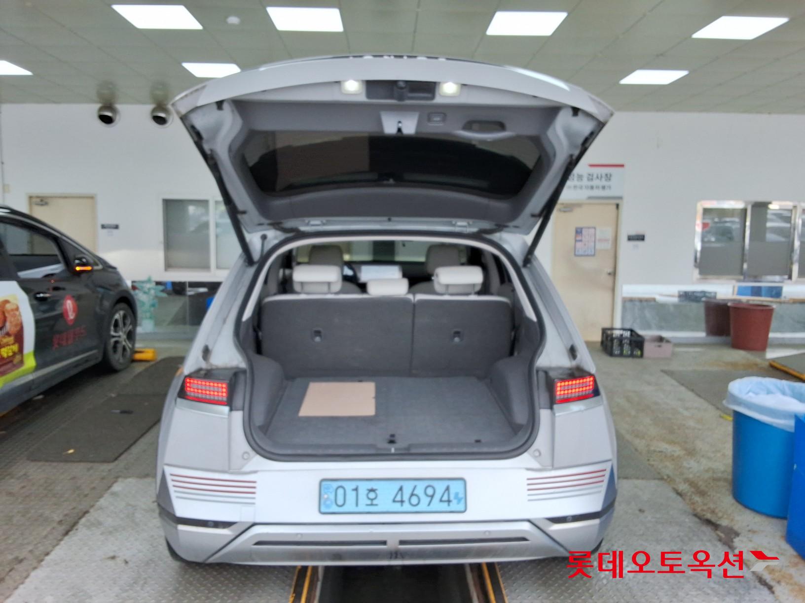 Hyundai Ioniq 5 2022 - Image 9