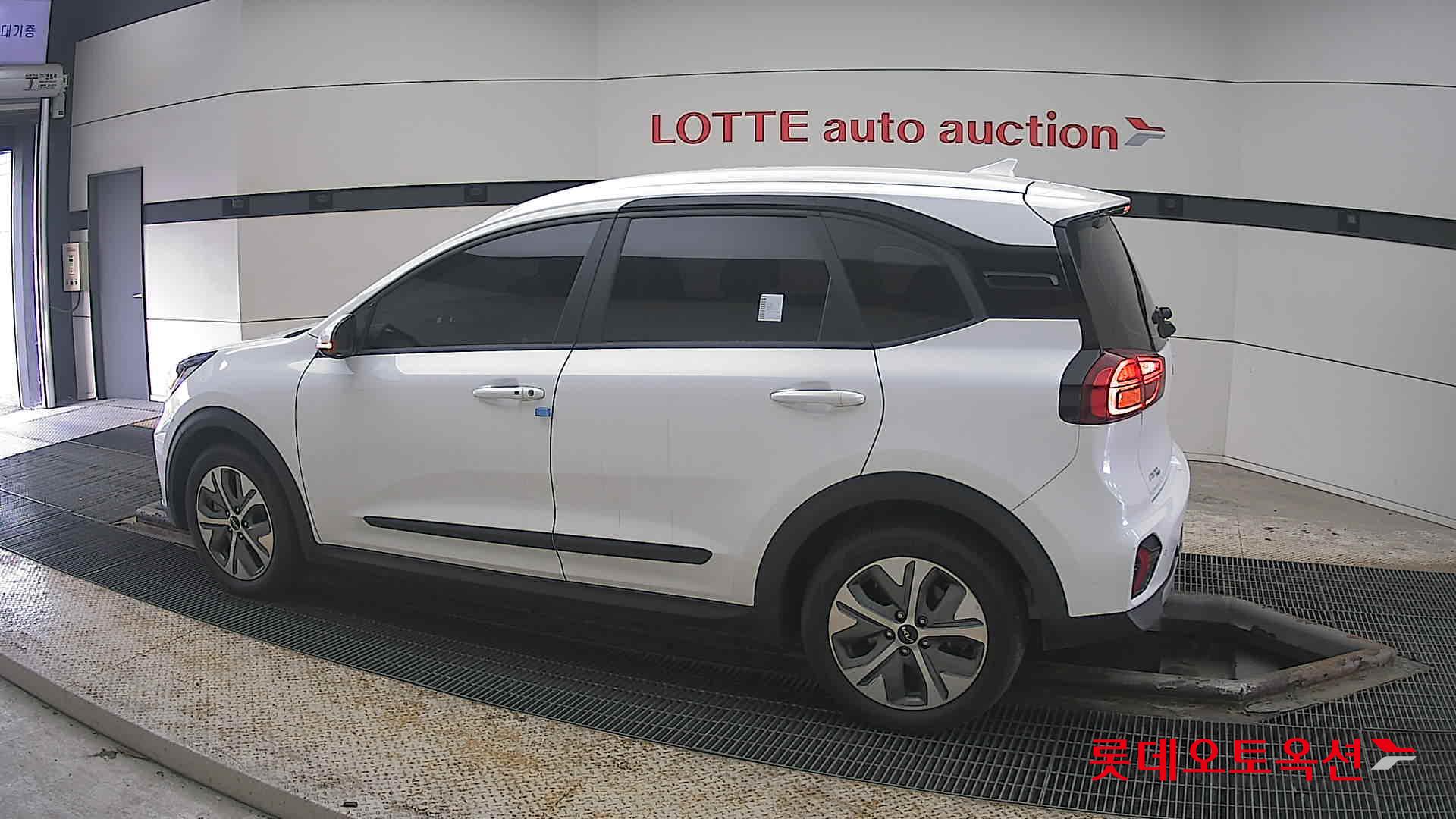 Kia Niro 2023 - Image 14