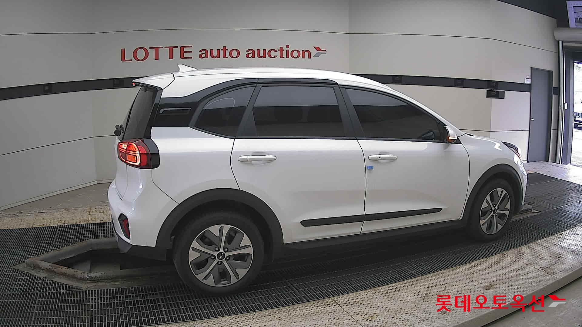 Kia Niro 2023 - Image 20