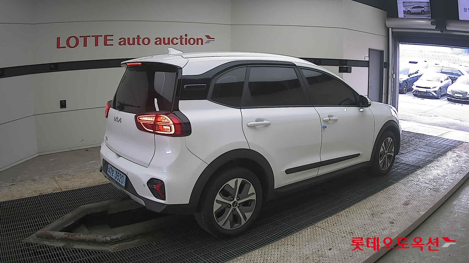 Kia Niro 2023 - Image 19