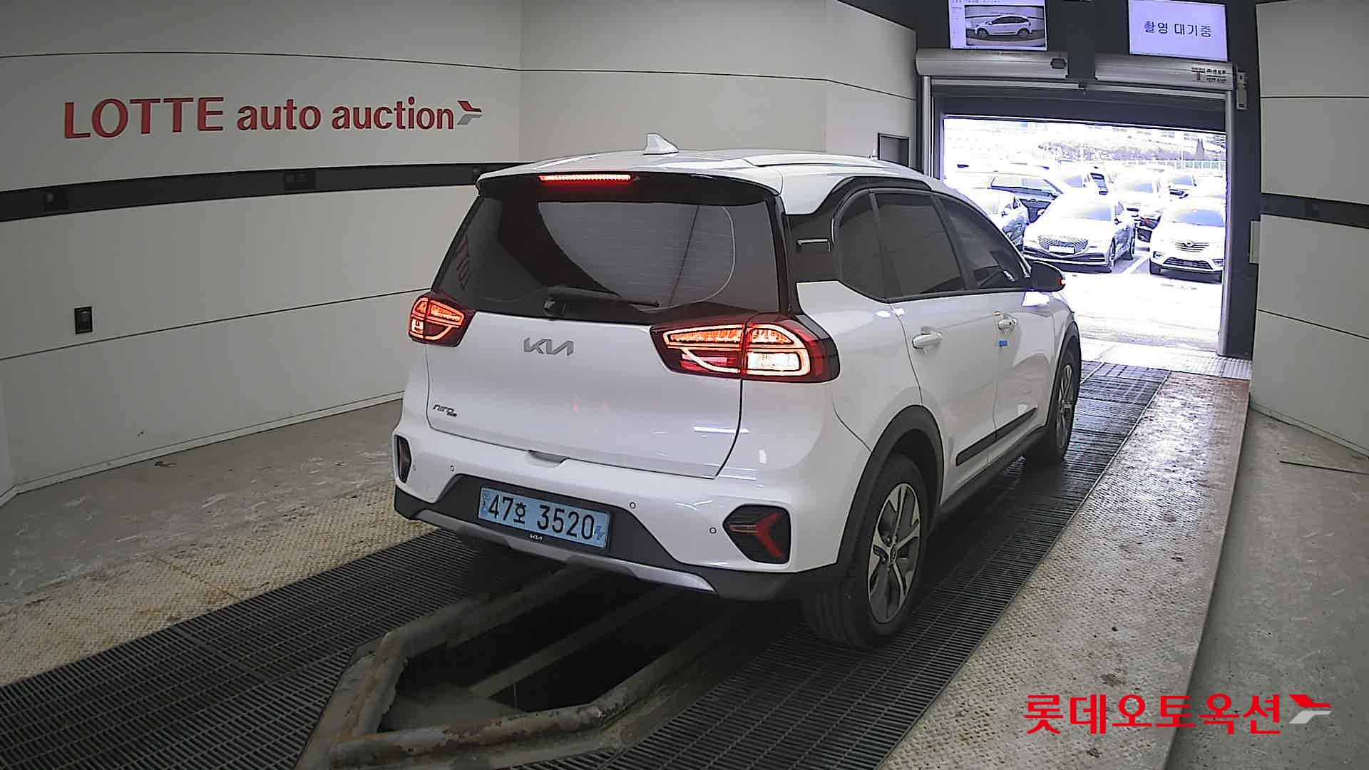 Kia Niro 2023 - Image 18
