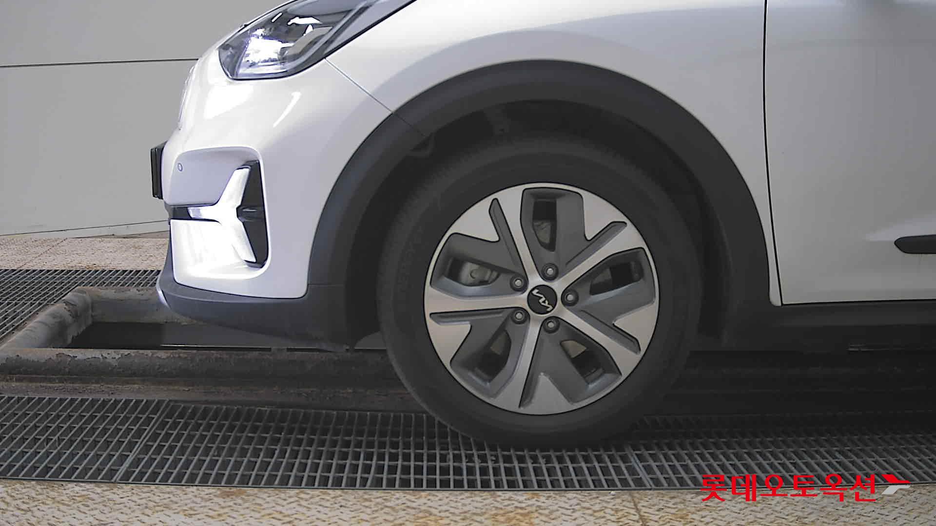 Kia Niro 2023 - Image 25
