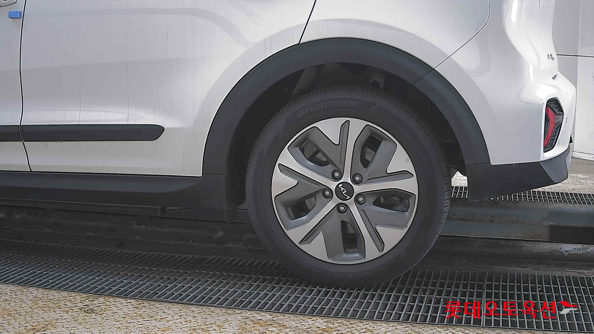 Kia Niro 2023 - Image 26