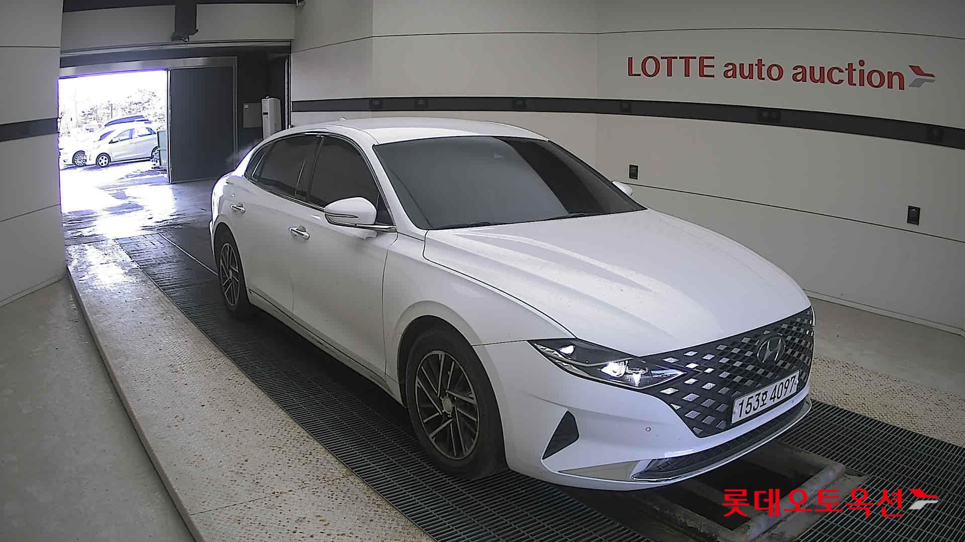 Hyundai Grandeur 2020 White cream (optional) из Кореи, фото 2