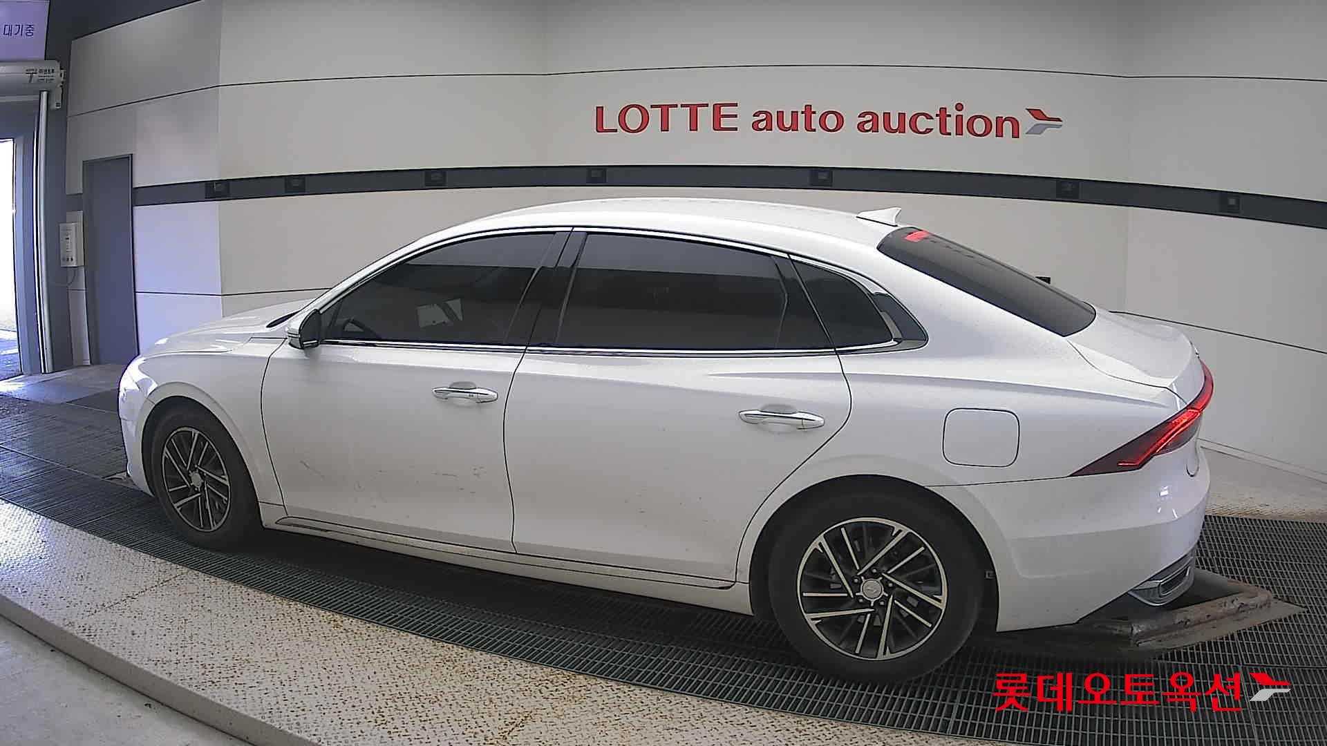 Hyundai Grandeur id 3633574 из Кореи 11