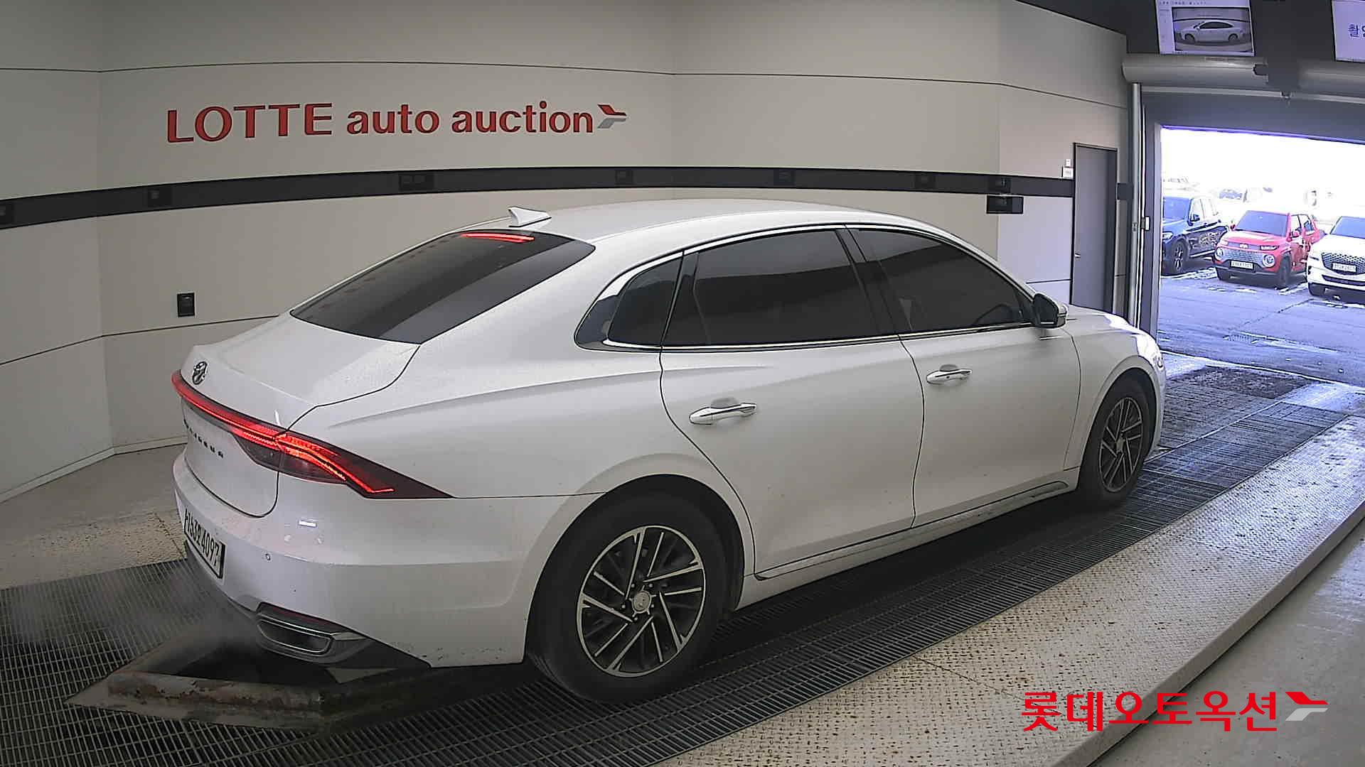 Hyundai Grandeur id 3633574 из Кореи 19