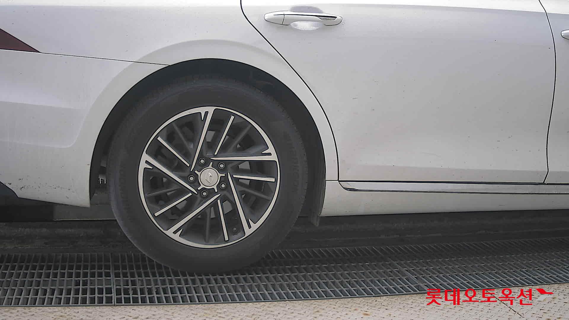 Hyundai Grandeur id 3633574 из Кореи 24