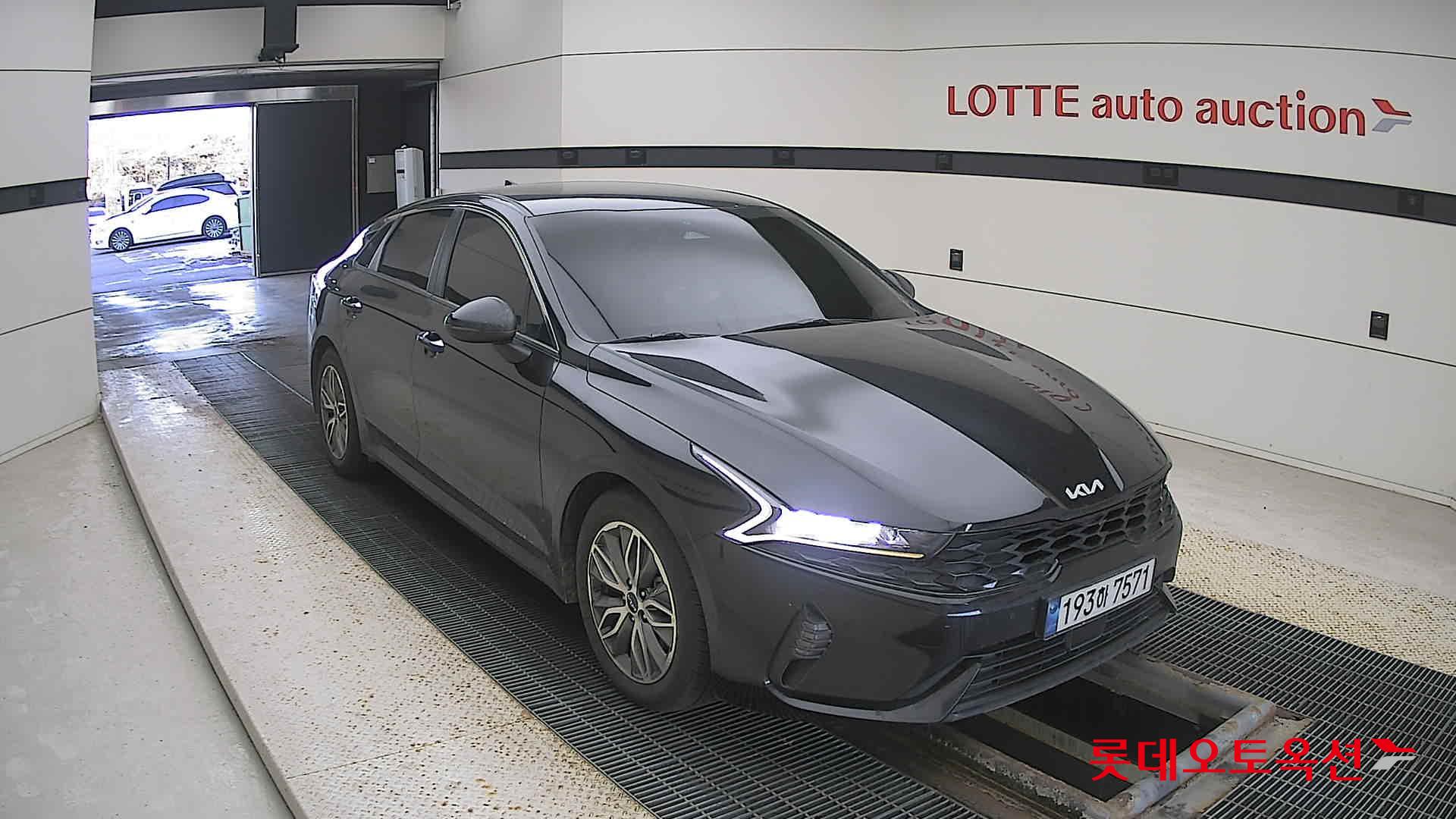 Kia K5 Hybrid 2022 Aurora Black Pearl из Кореи, фото 2