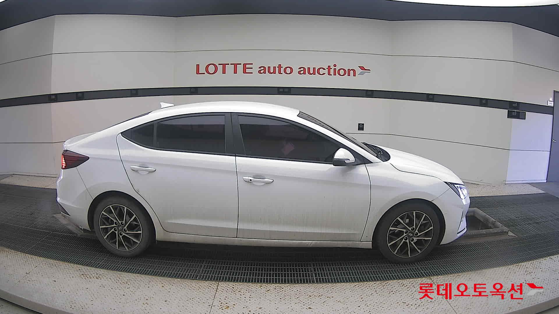 Hyundai Avante 2020 Polar White из Кореи, фото 3