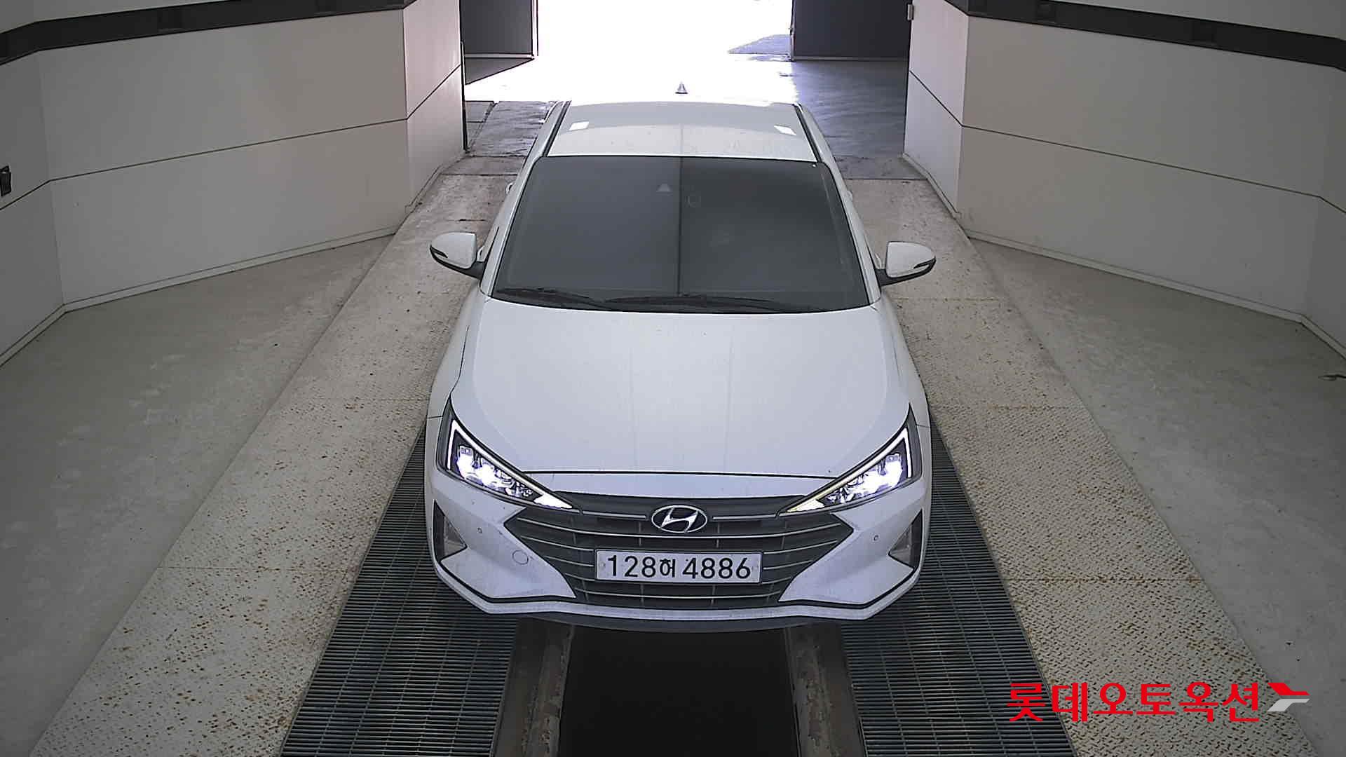 Hyundai Avante id 3633546 из Кореи 8