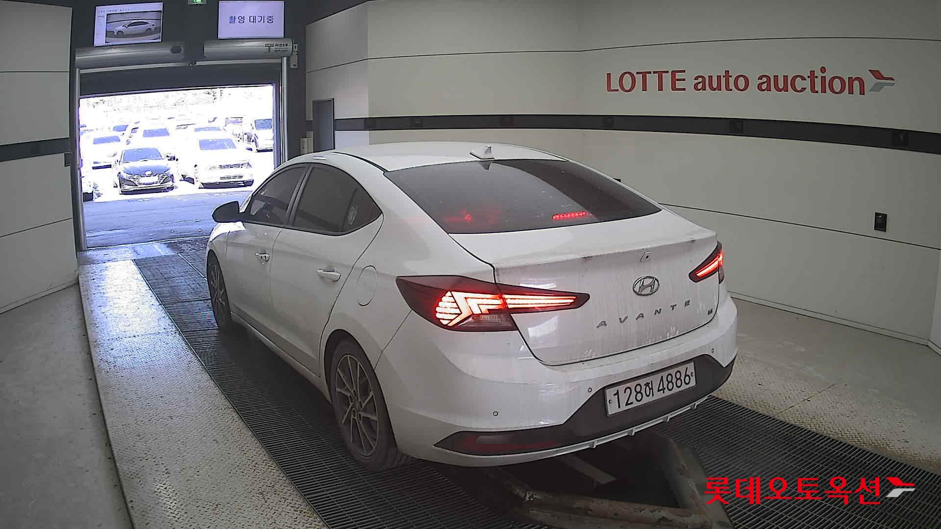 Hyundai Avante id 3633546 из Кореи 9