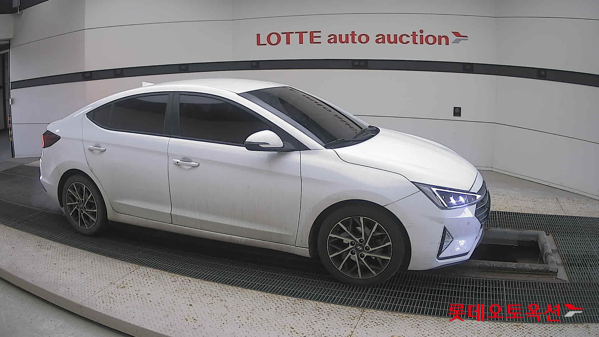 Hyundai Avante id 3633546 из Кореи 17