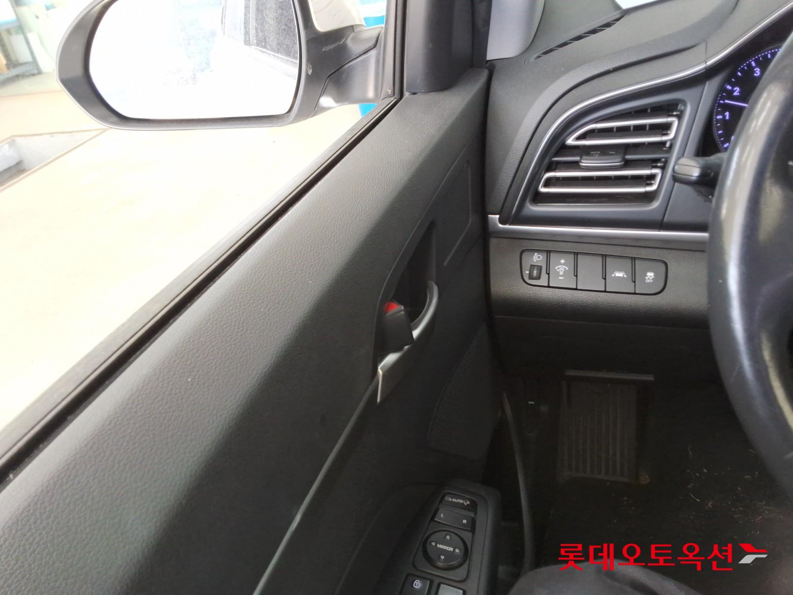 Hyundai Avante id 3633546 из Кореи 28