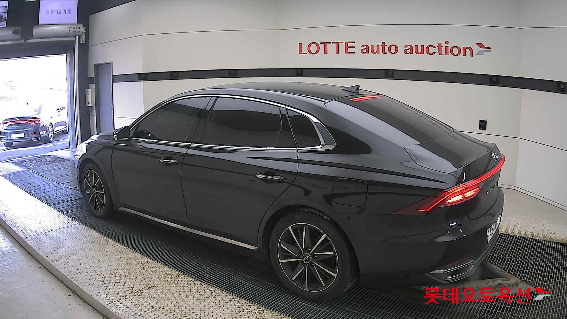 Hyundai Grandeur id 3628781 из Кореи 10