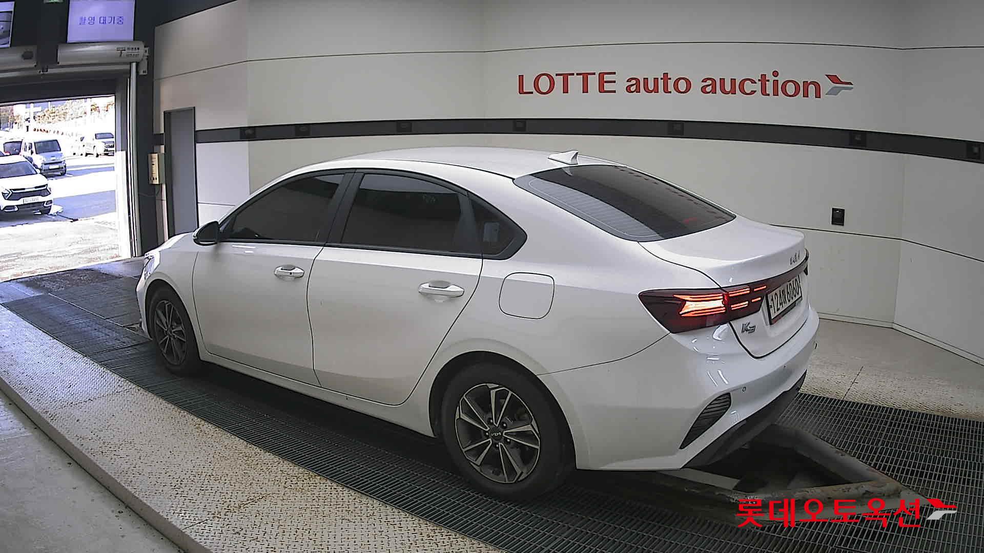 Kia K3 id 3628819 из Кореи 10