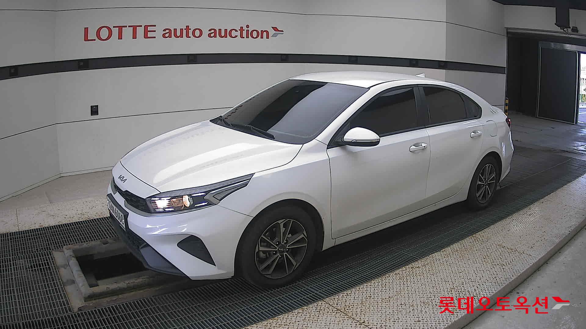 Kia K3 id 3628819 из Кореи 13