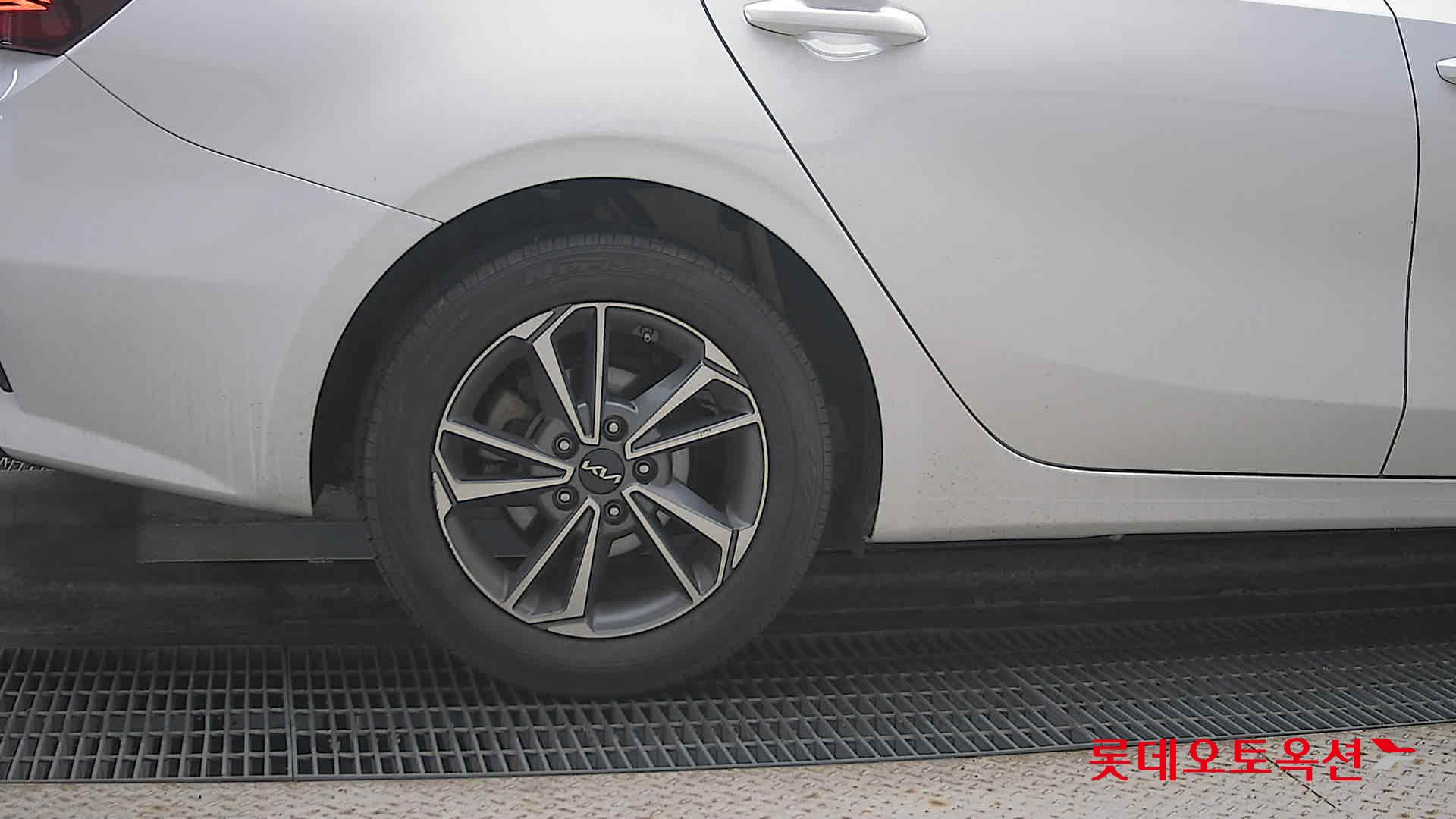 Kia K3 id 3628819 из Кореи 24