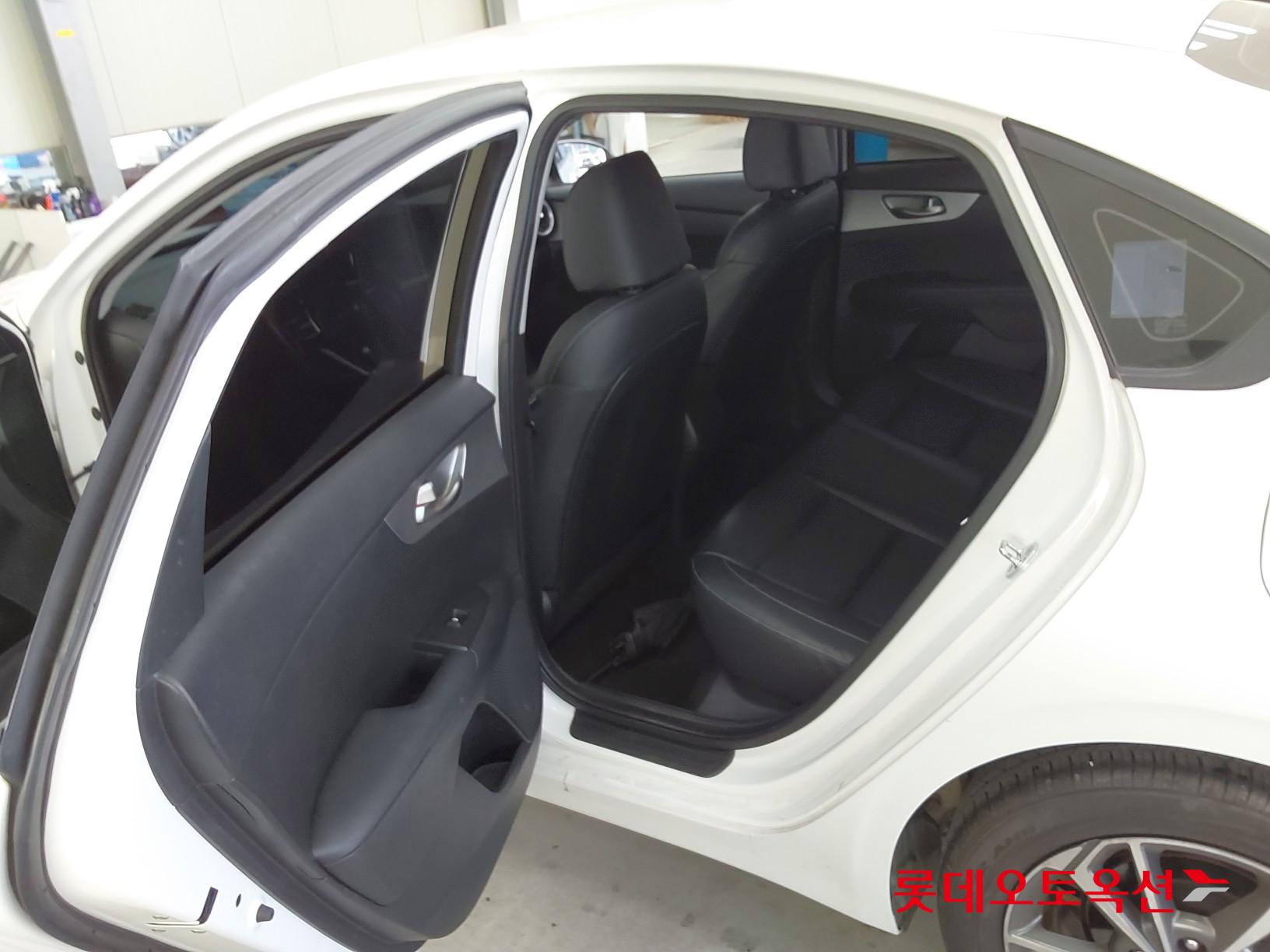 Kia K3 id 3628819 из Кореи 37