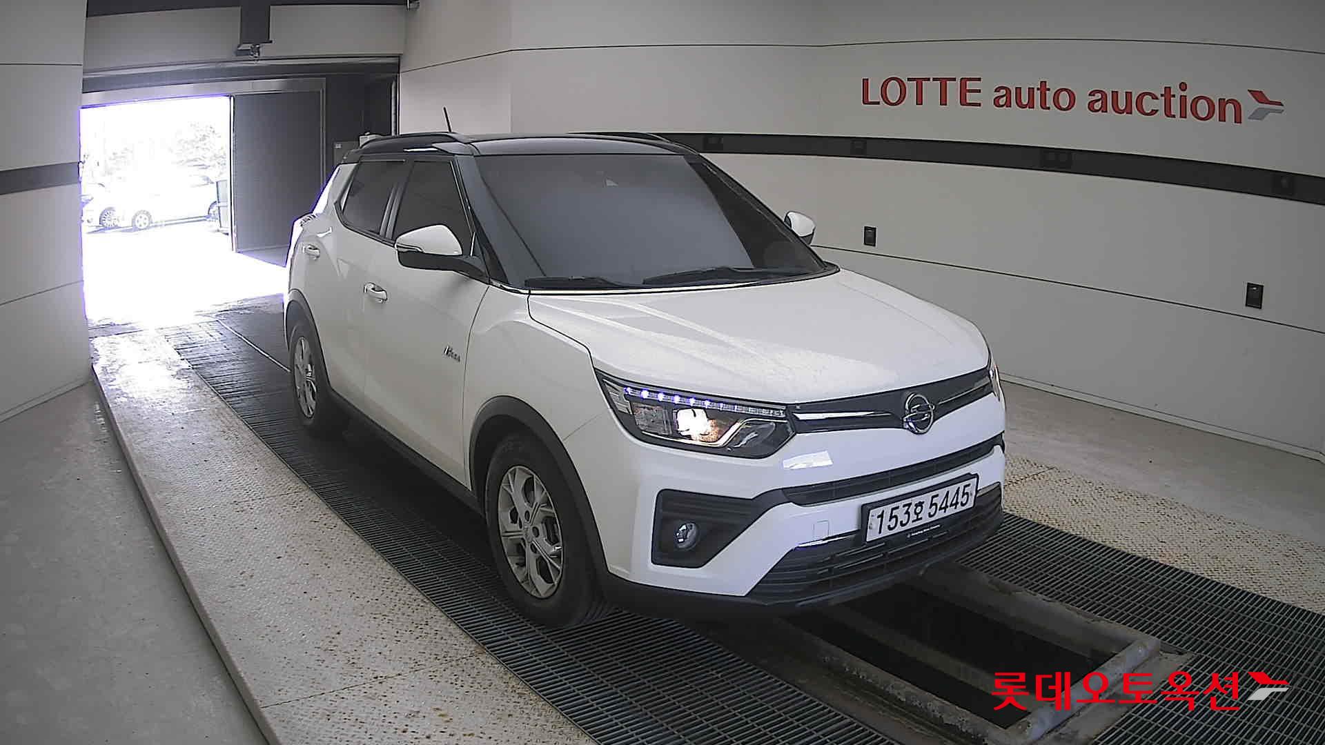 SsangYong Tivoli 2021 Grand White из Кореи, фото 2
