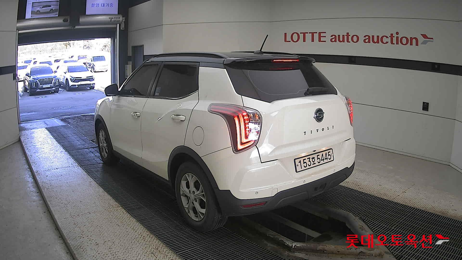 SsangYong Tivoli 2021 Grand White из Кореи, фото 6