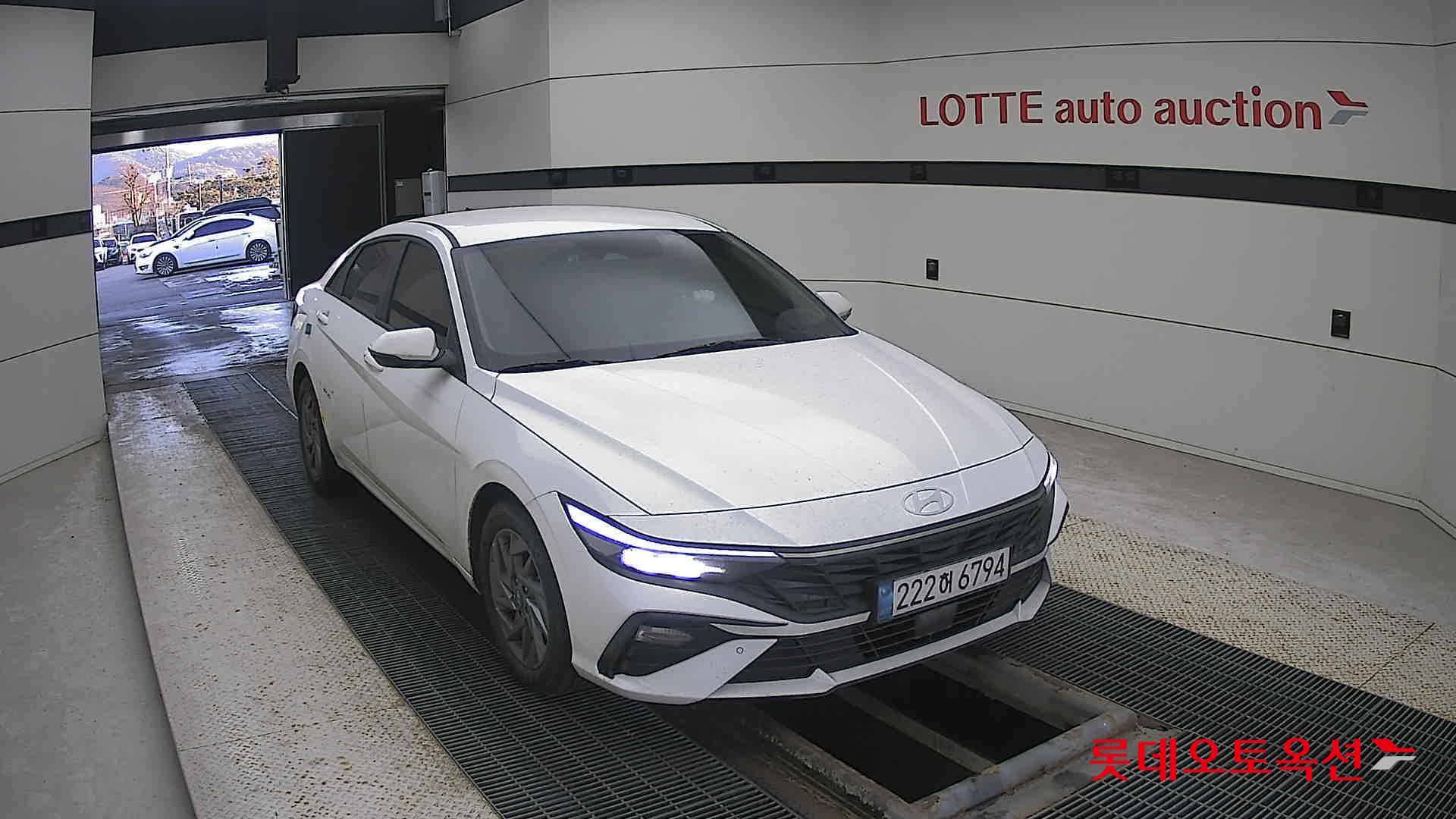 Hyundai Avante Hybrid id 3633578 из Кореи 15