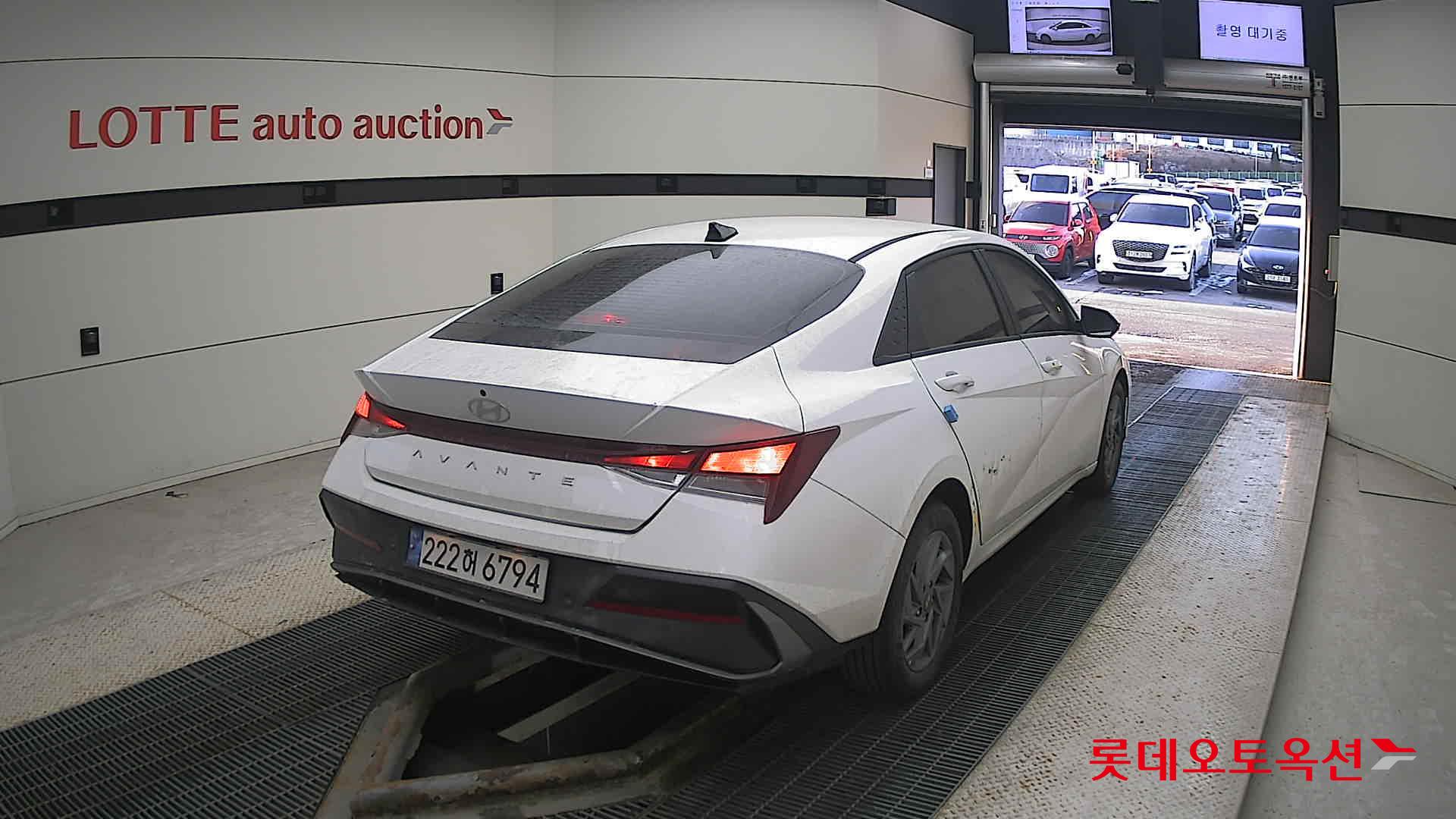 Hyundai Avante Hybrid id 3633578 из Кореи 20