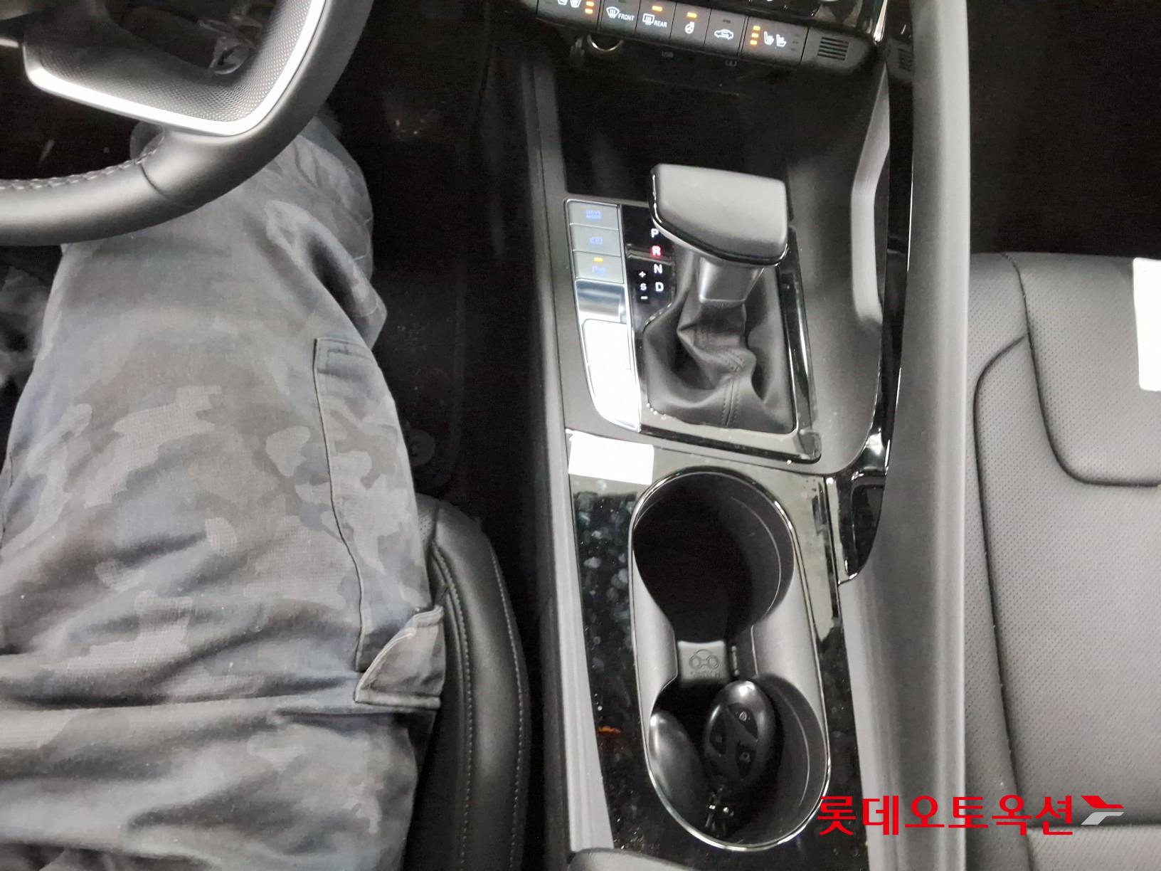 Hyundai Avante Hybrid id 3633578 из Кореи 31