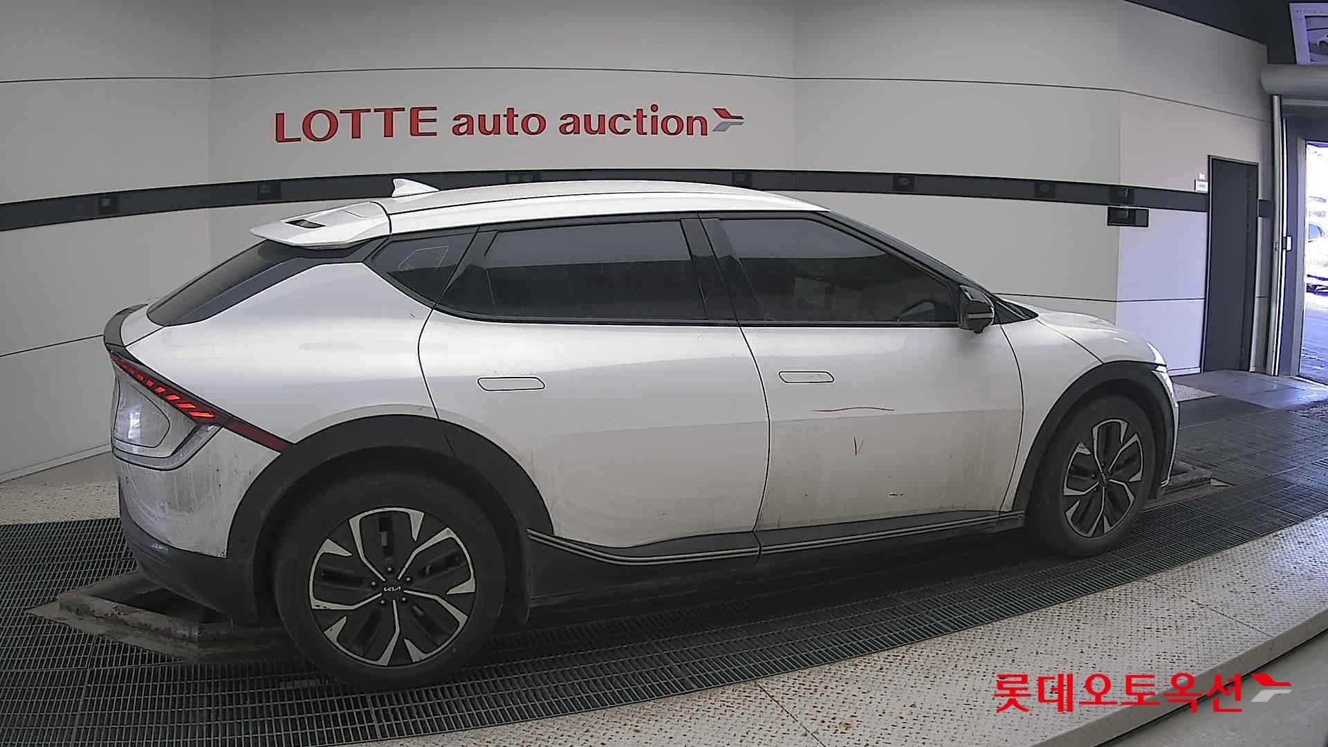 Kia EV6 id 3633645 из Кореи 18