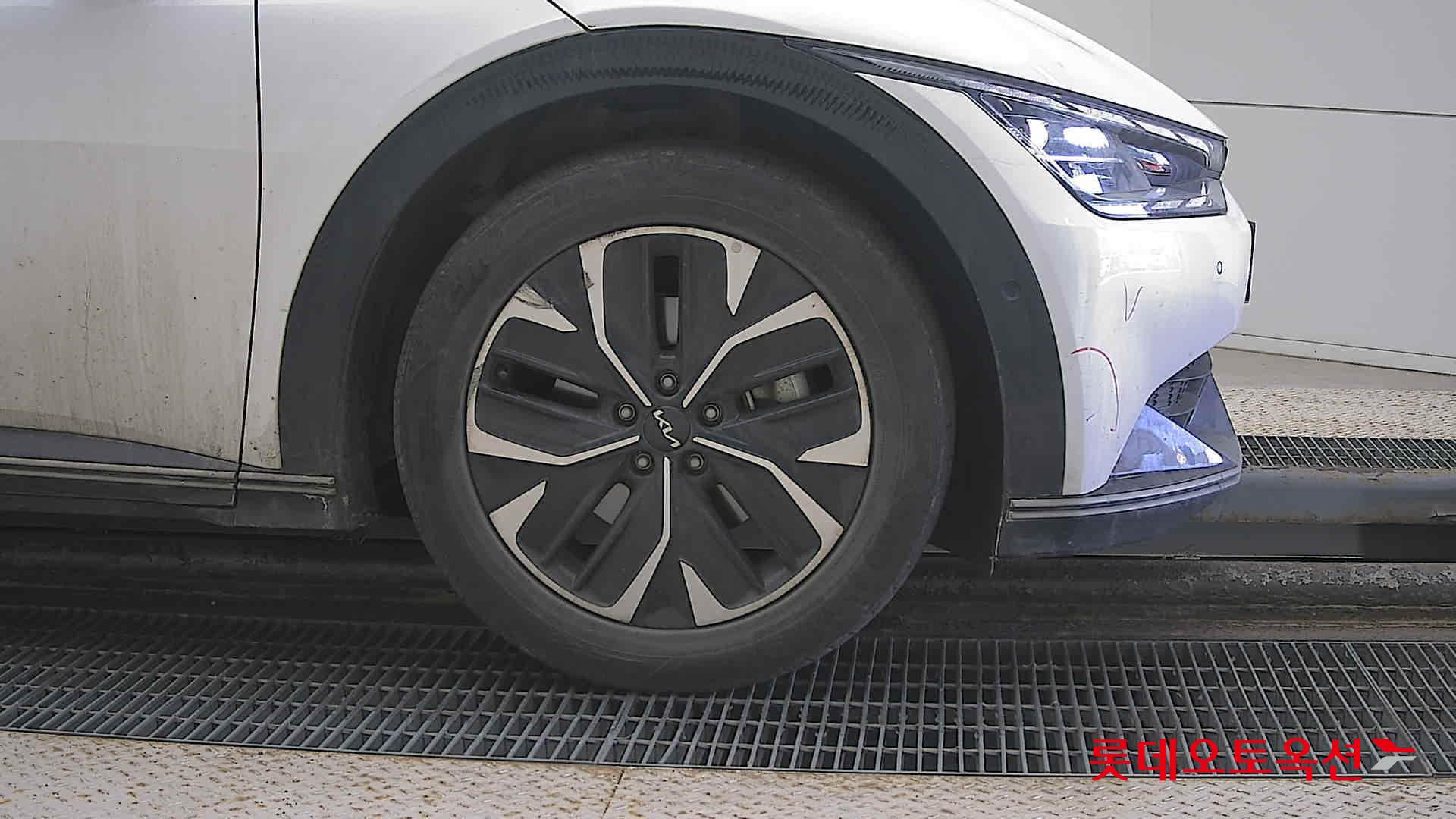 Kia EV6 id 3633645 из Кореи 23