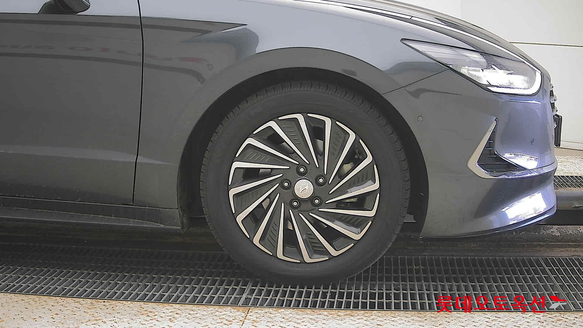 Hyundai Sonata Hybrid id 3633589 из Кореи 23