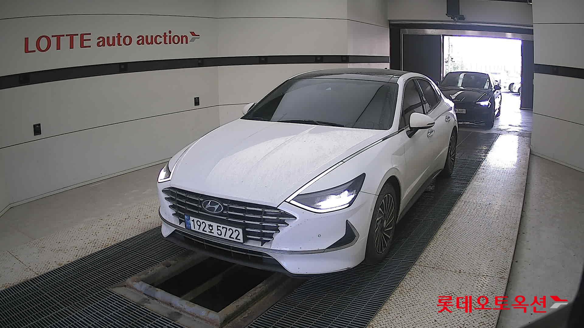 Hyundai Sonata Hybrid 2023 Serenity White Pearl (Optional addition) из Кореи