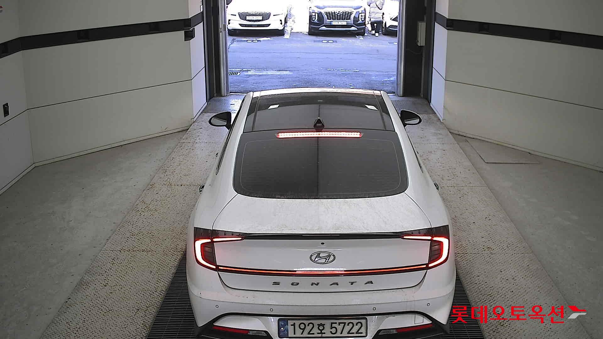 Hyundai Sonata Hybrid 2023 Serenity White Pearl (Optional addition) из Кореи, фото 5