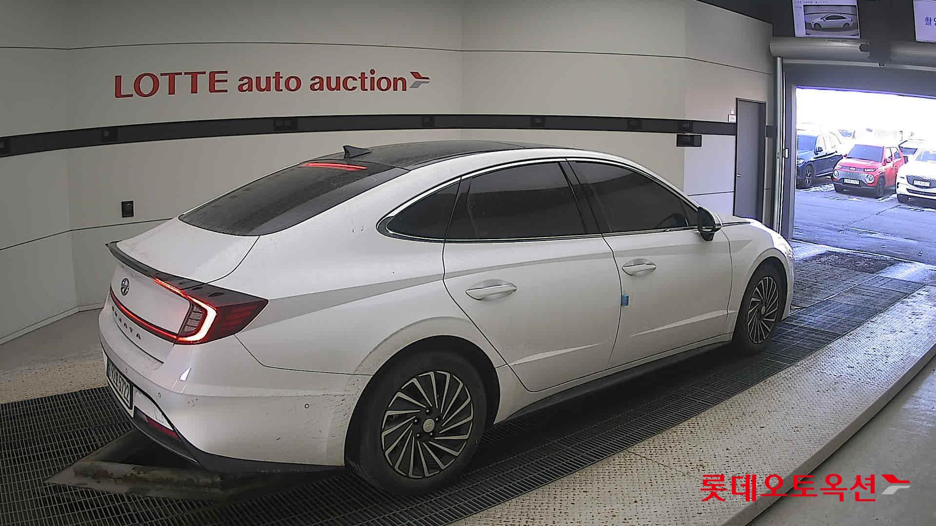 Hyundai Sonata Hybrid id 3633566 из Кореи 19