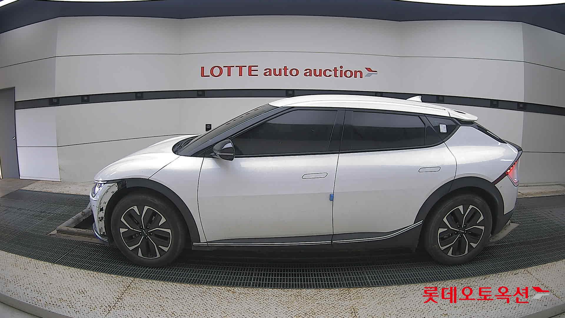 Kia EV6 id 3633612 из Кореи 7