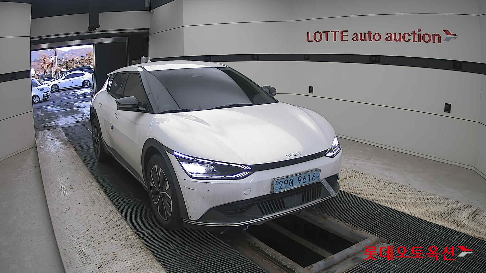 Kia EV6 id 3633612 из Кореи 15