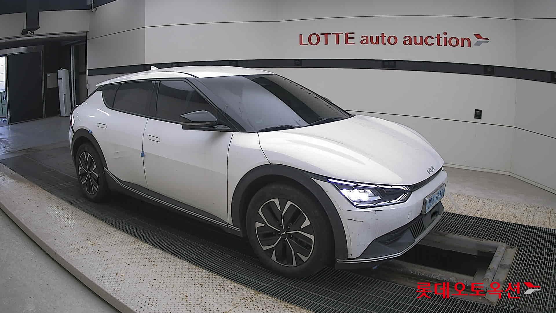 Kia EV6 id 3633612 из Кореи 16