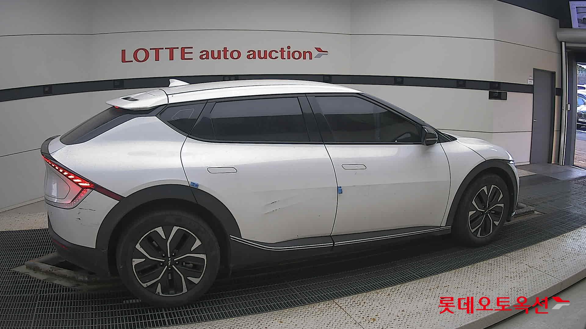 Kia EV6 id 3633612 из Кореи 18