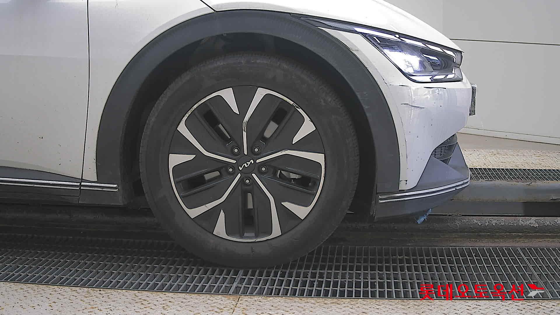 Kia EV6 id 3633612 из Кореи 23