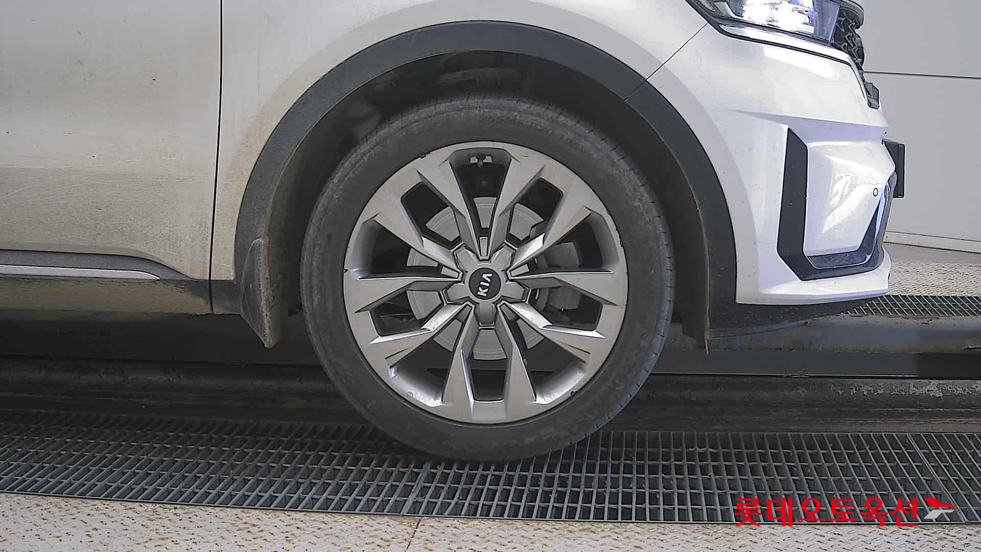 Kia Sorento id 3633633 из Кореи 23